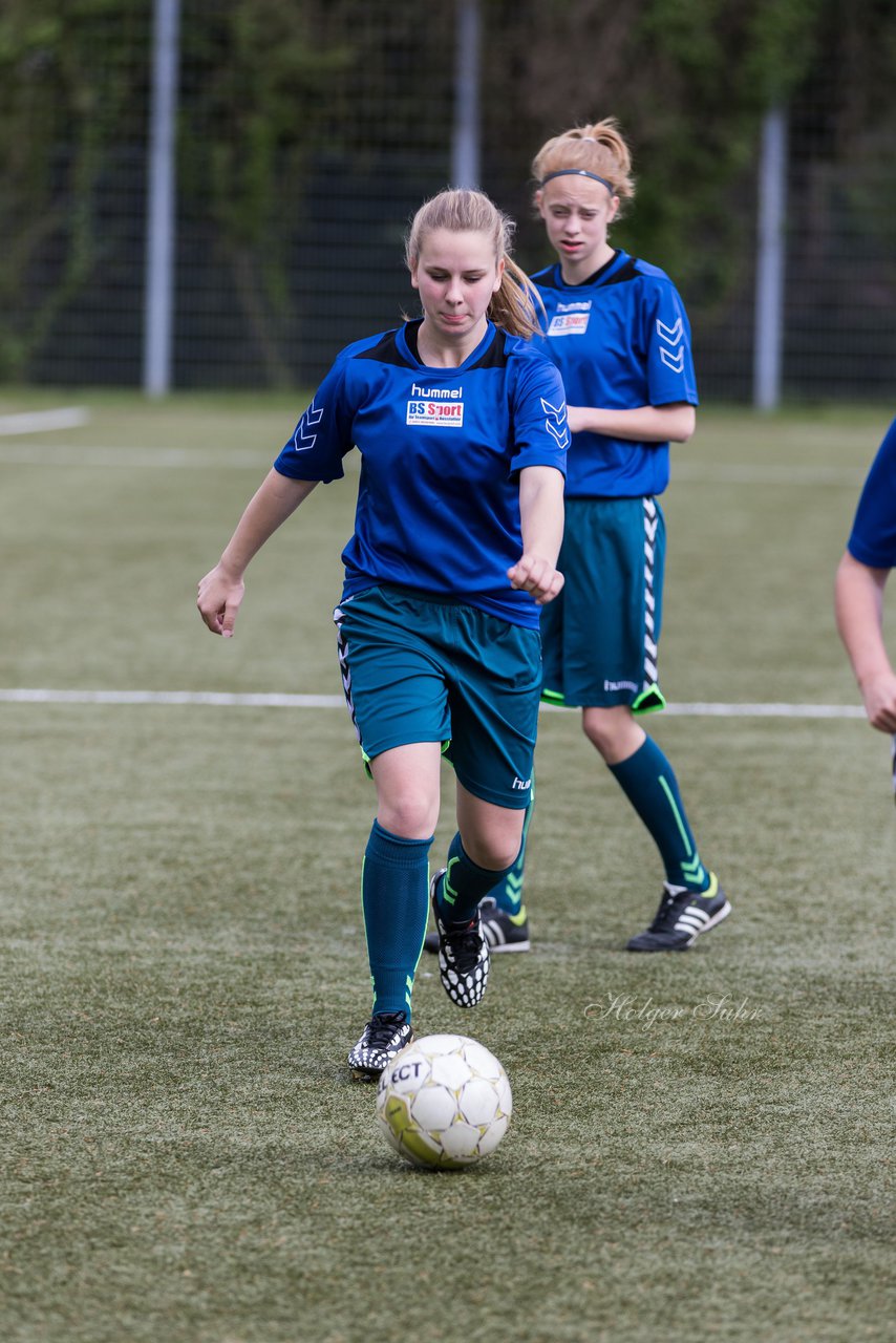 Bild 102 - B-Juniorinnen Pokalfinale VfL Oldesloe - Holstein Kiel : Ergebnis: 0:6